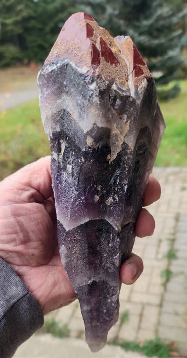 Unique and rare, Auralite-23® is composed of nearly two dozen mineral inclusions and is found in Thunder Bay Canada.