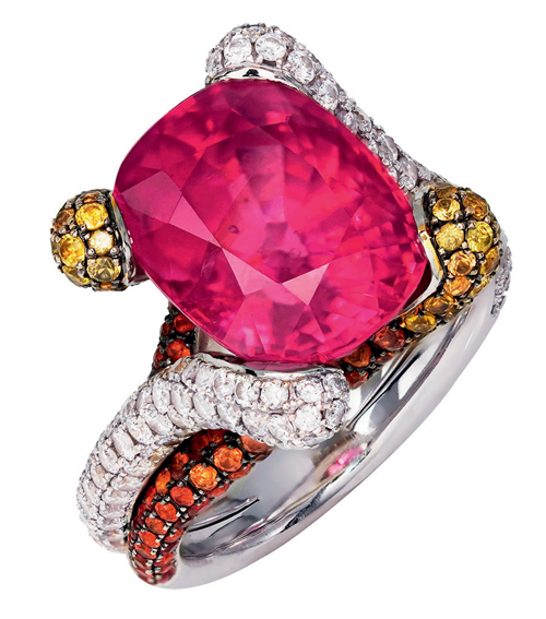 'Pivoine' ring in 18K gold, with an unheated 10.17-ct Burmese spinel (GRS certified), with diamonds, yellow and orange sapphires.