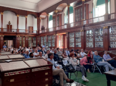 The VII National Gemological Conference Attendees of the IGR in the Memorial Hall in the Royal Mineralogical Museum, in Naples.